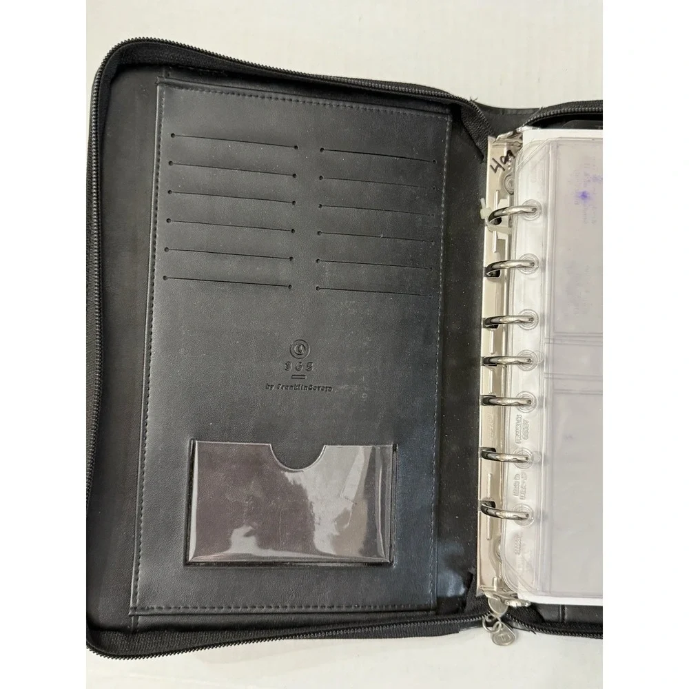 VTG Franklin Covey 365 Black Planner Zip Around 7 Ring Binder 10 X 8 Blank Pages